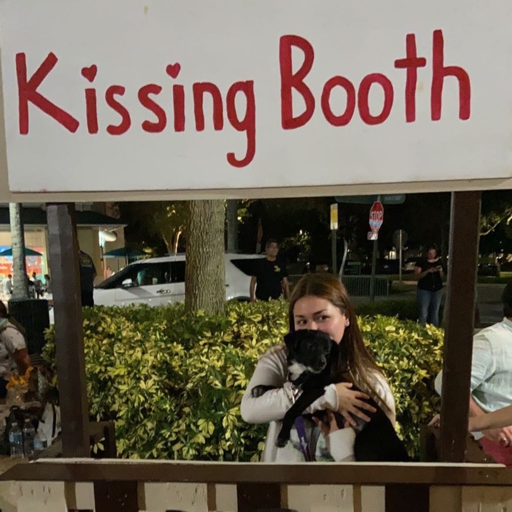 Meet your Posher, Fernanda